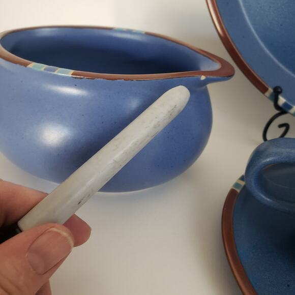Lot‎ 5 DANSK Mesa Sky Blue Stoneware: Dinner Plate, Pitcher, Cup/saucer, Gravy - Picture 6 of 9